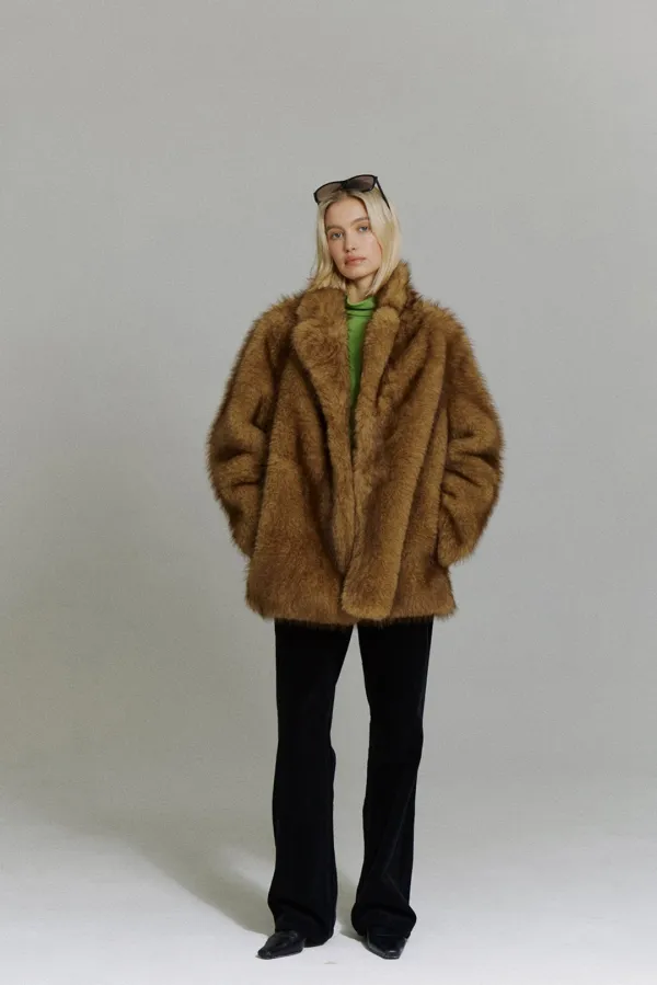Ria Fur Coat in Hazelnut