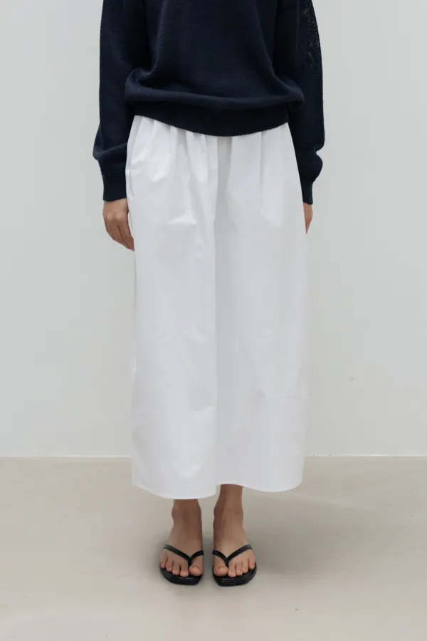 Pleated Straight Skirt (White)