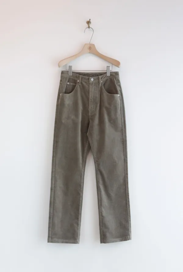 CORNER PANTS ( OLIVE GREEN )