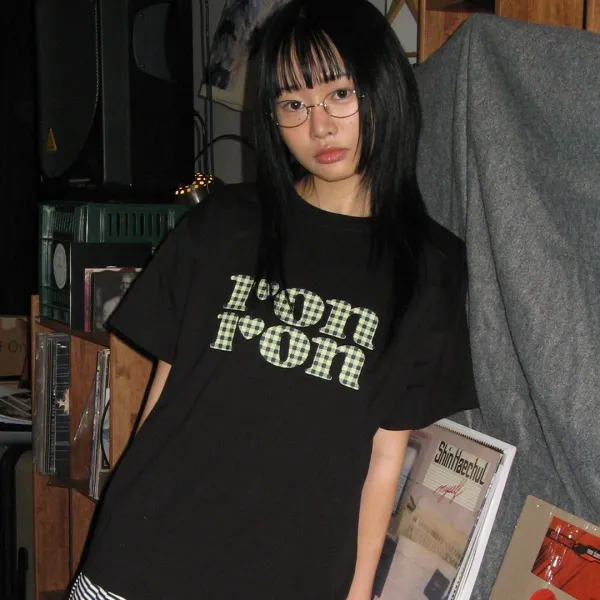 PATTERN LOGO BASIC FIT T SHIRT BLACK YELLOW