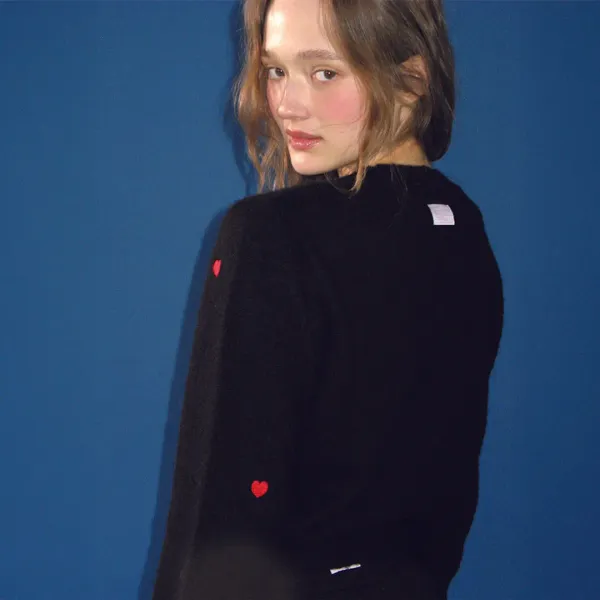 RIBBON HEART PATTERN HAIRY KNIT PULLOVER BLACK RED
