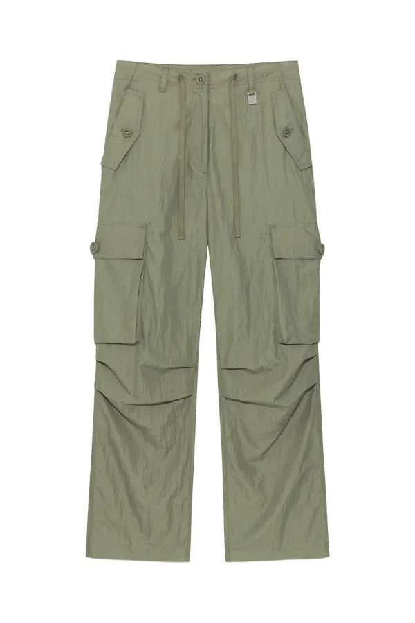 STRING NYLON CARGO PANTS IN KHAKI