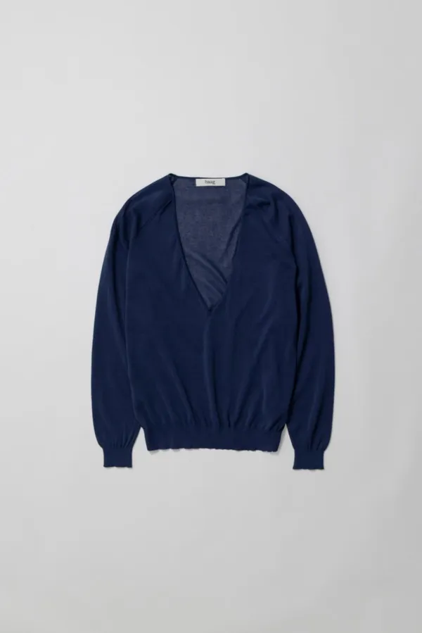 a sheer v-neck knit (navy)