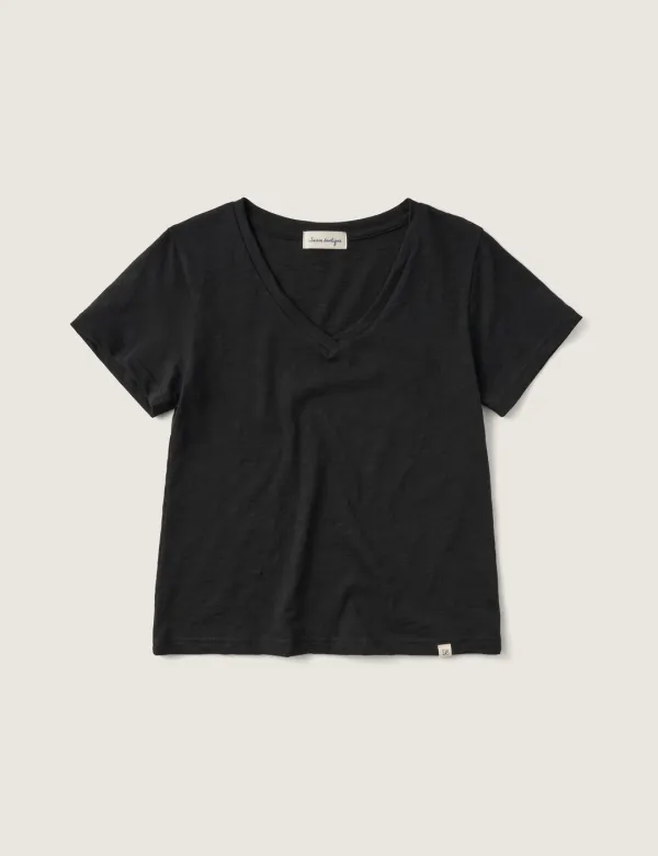 Eze V neck T-shirt (Black)