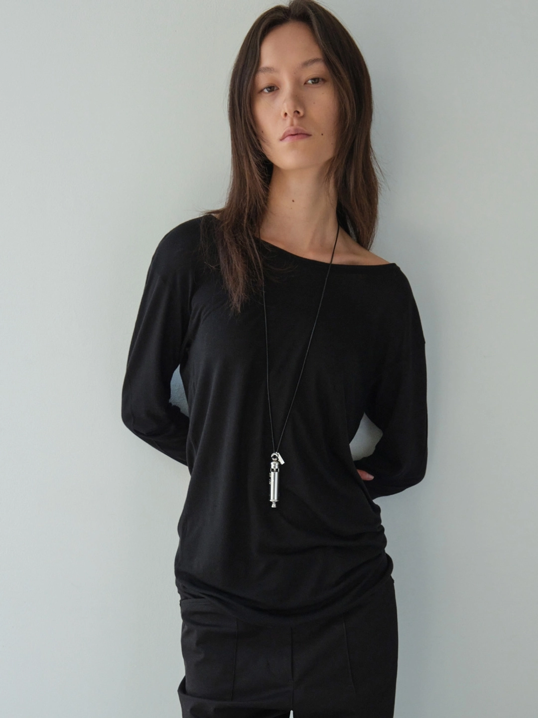 로우클래식 Sheer Long Sleeve T-Shirt_Black 상품 이미지 2