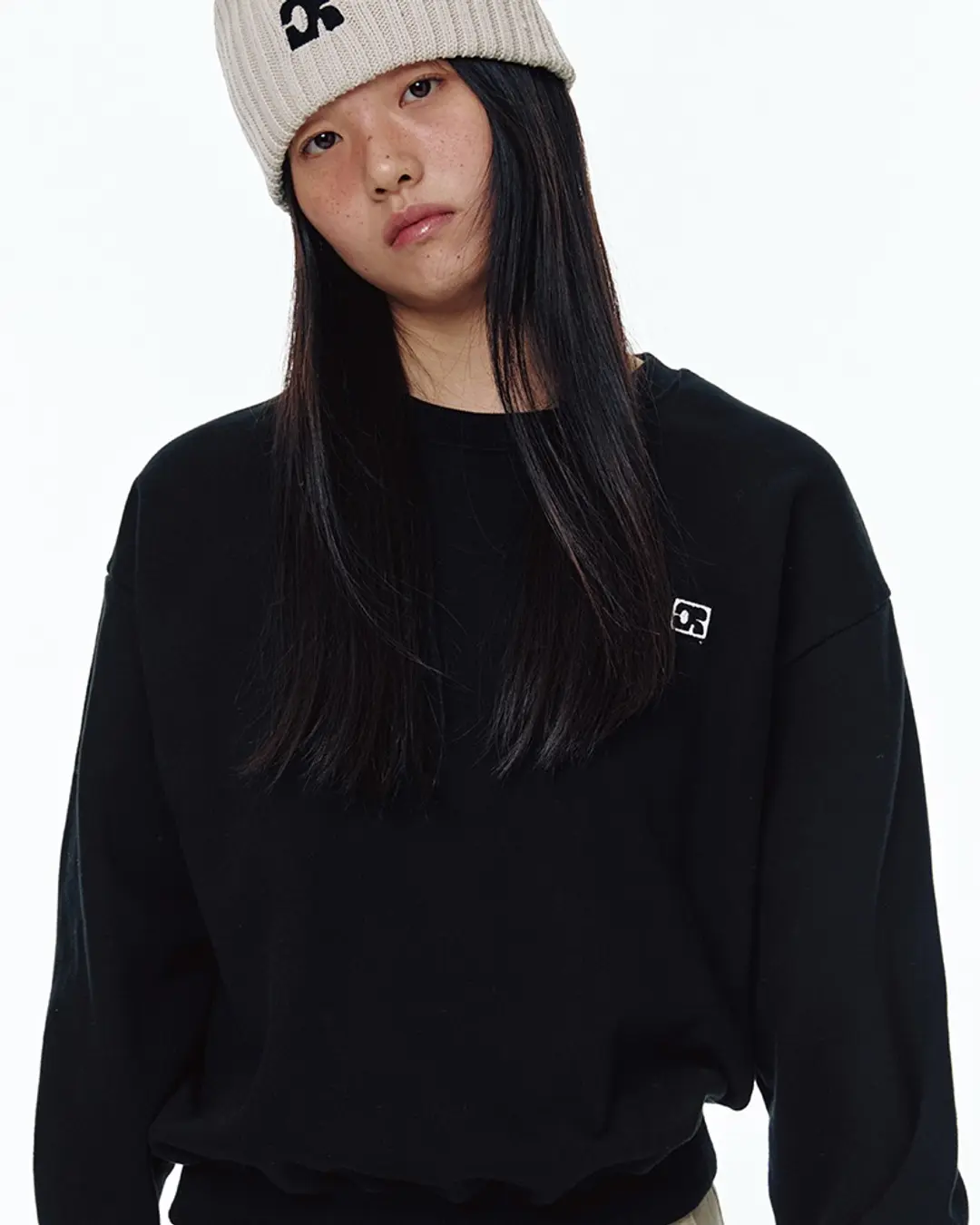 센토르 CENTAUR EMBLEM PATCH SWEATSHIRT_BLACK 상품 이미지 2