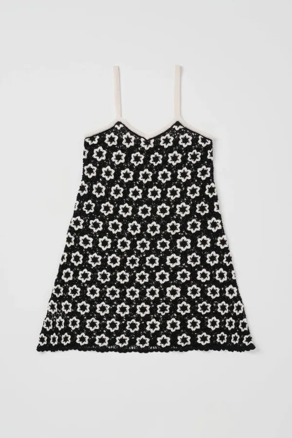 Via Floral handmade knit onepiece (Black)