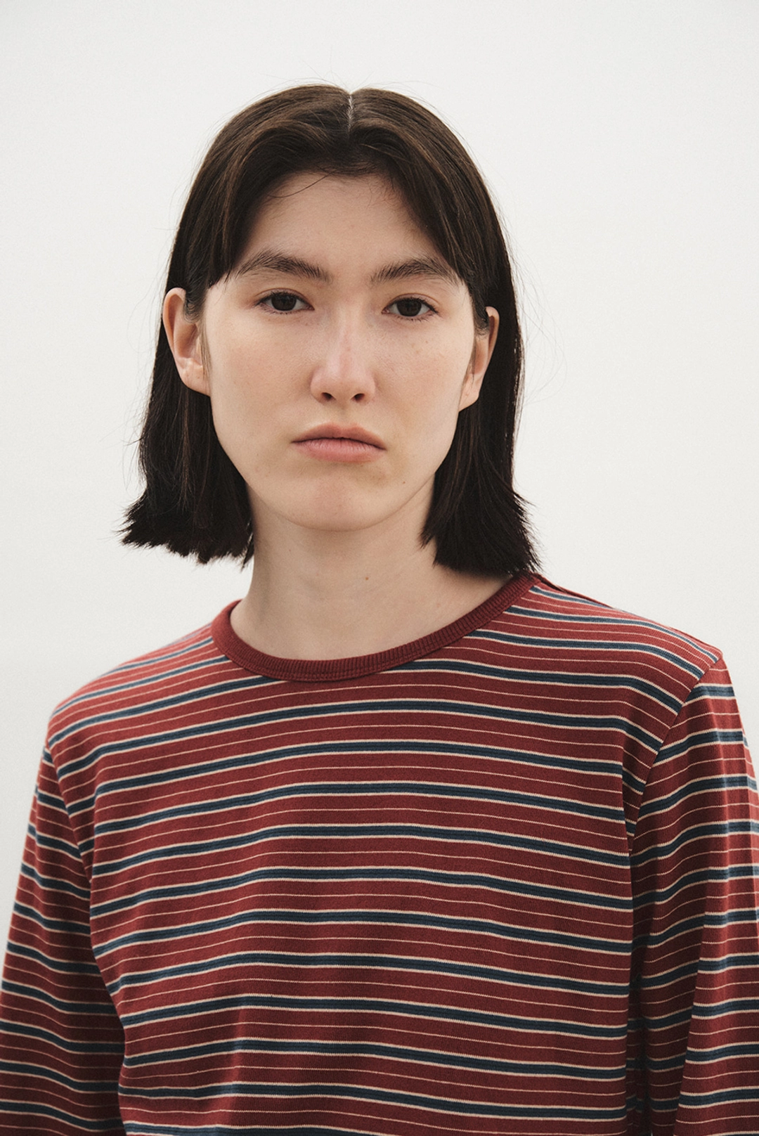브렌다 브렌든 solid striped tee - burgundy 상품 이미지 2