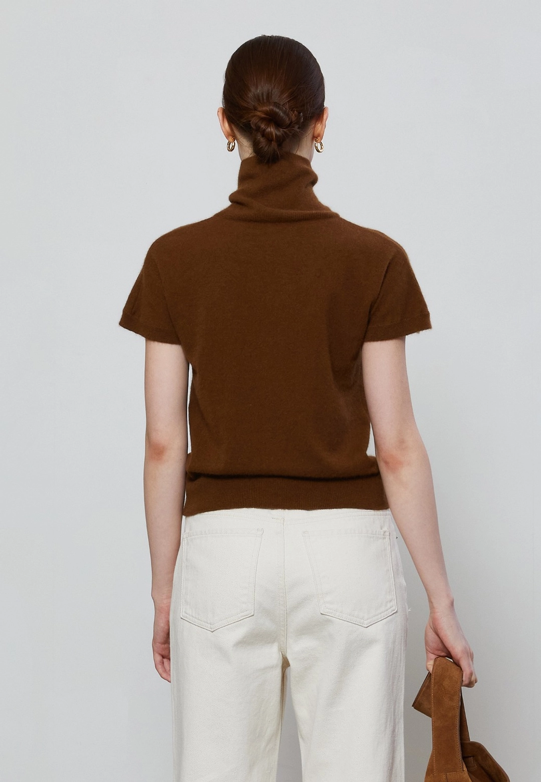 노티아 [CARRY OVER] CAP SLEEVE TURTLENECK KNIT_BROWN 상품 이미지 3