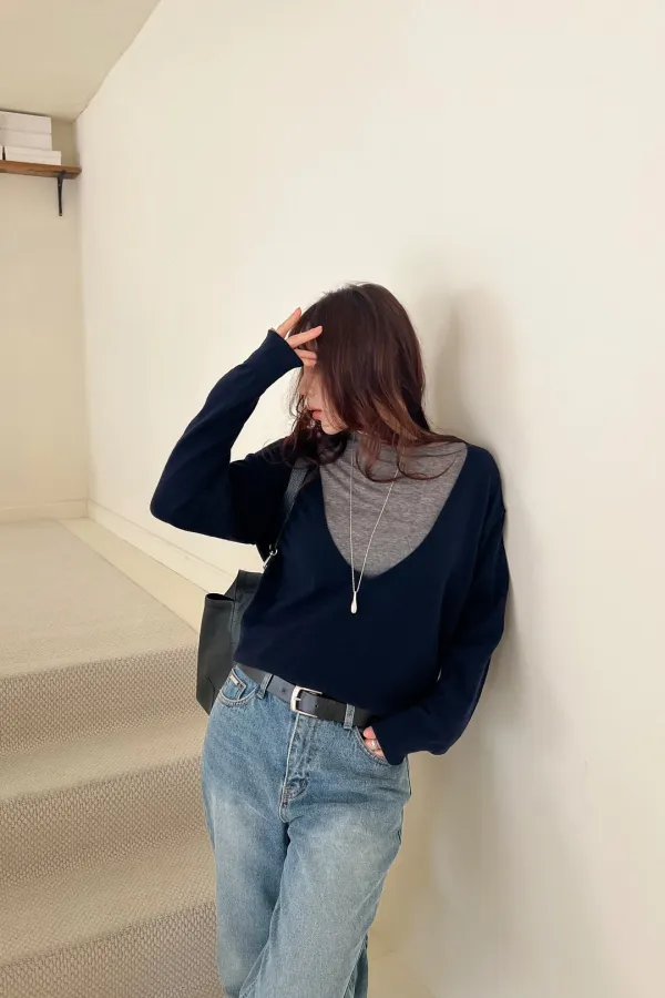 Muir Deep V Knit(navy)