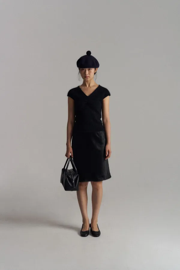 Mohair V-Neck Cap Sleeve Knit (Black)