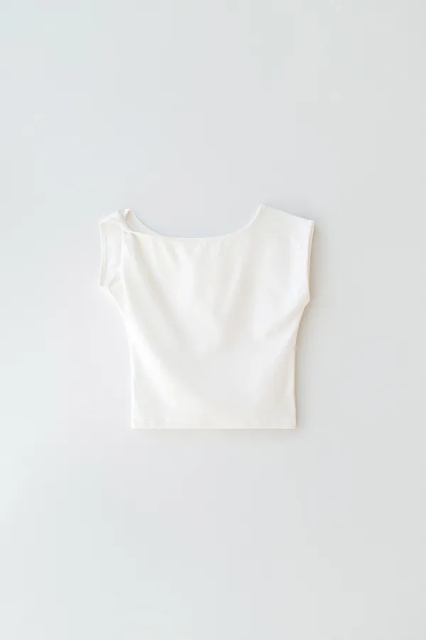 Shoulder twisted slim tee (white)