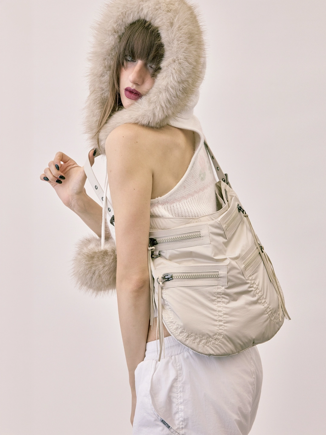 스컬프터 Metallic Hobo Bag Cream 상품 이미지 1