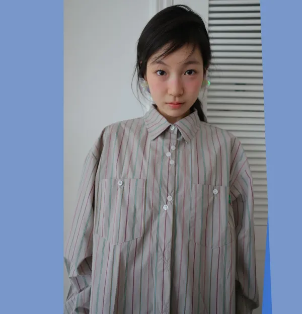 394. Daisies Shirts _ Grey
