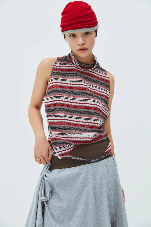 CUT OUT STRIPE SLEEVELESS
