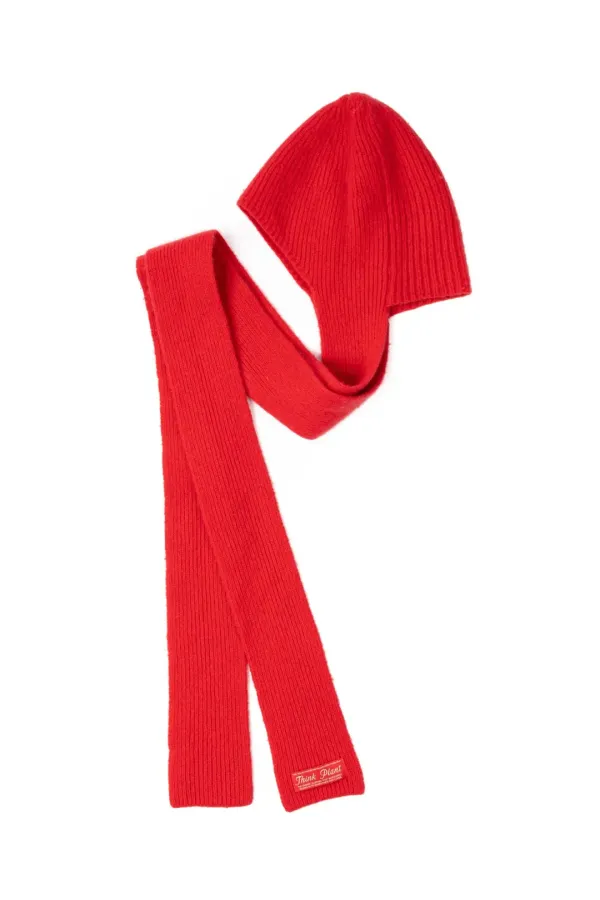 Simon Balaclava, Red