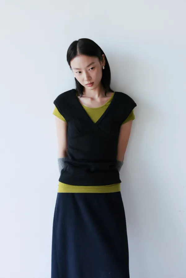 Scallop Cap Sleeve Top (Ivory / Light Gray / Melange Gray / Black)
