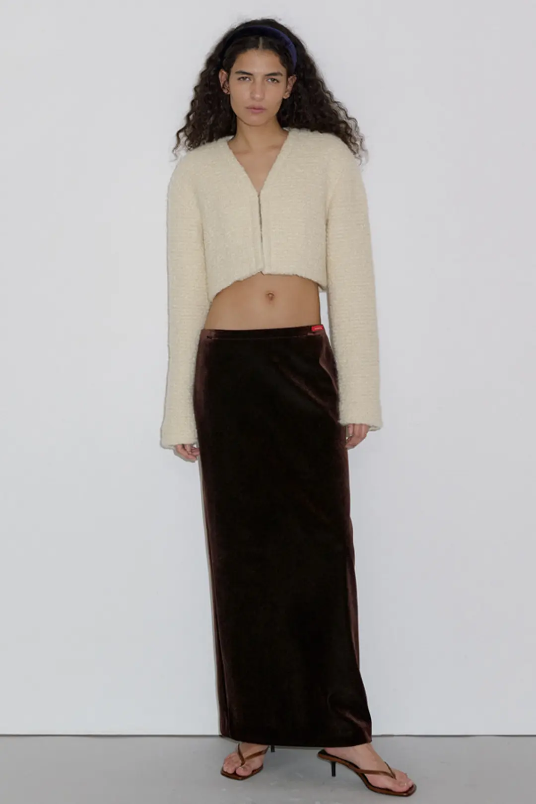 오버듀플레어 BOUCLE V CROP CARDIGAN 상품 이미지 2