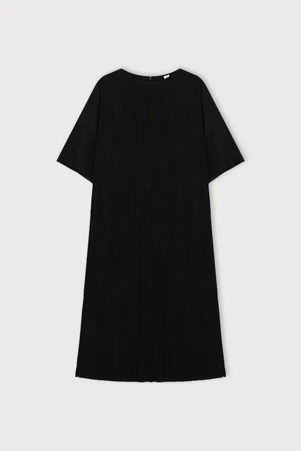 PLEATS HALF SLEEVE DRESS