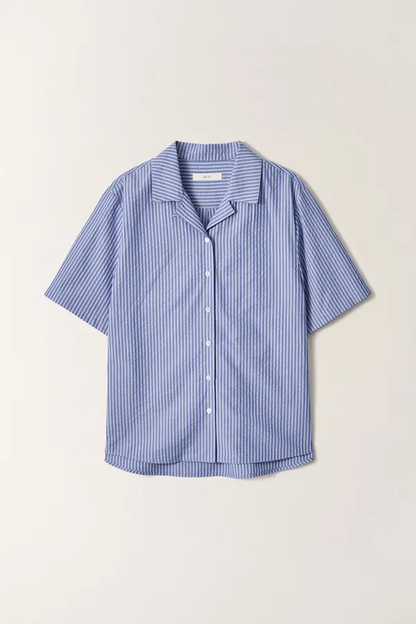노치드 카라 레귤러핏 반팔 셔츠 (Blue stripe)_2GMUBL25