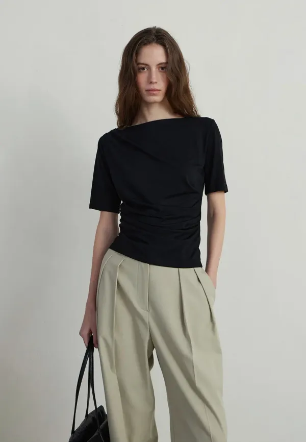 UNBALANCE DRAPE HALF T-SHIRT - BLACK