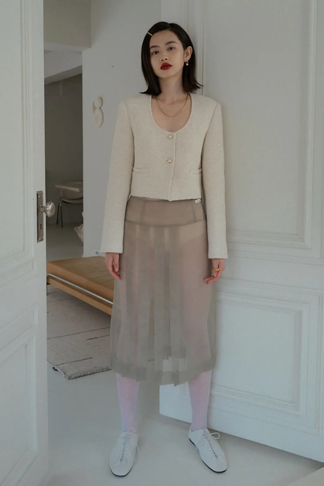 오버듀플레어 TWEED U NECK CROP JACKET_IVORY 상품 이미지 2