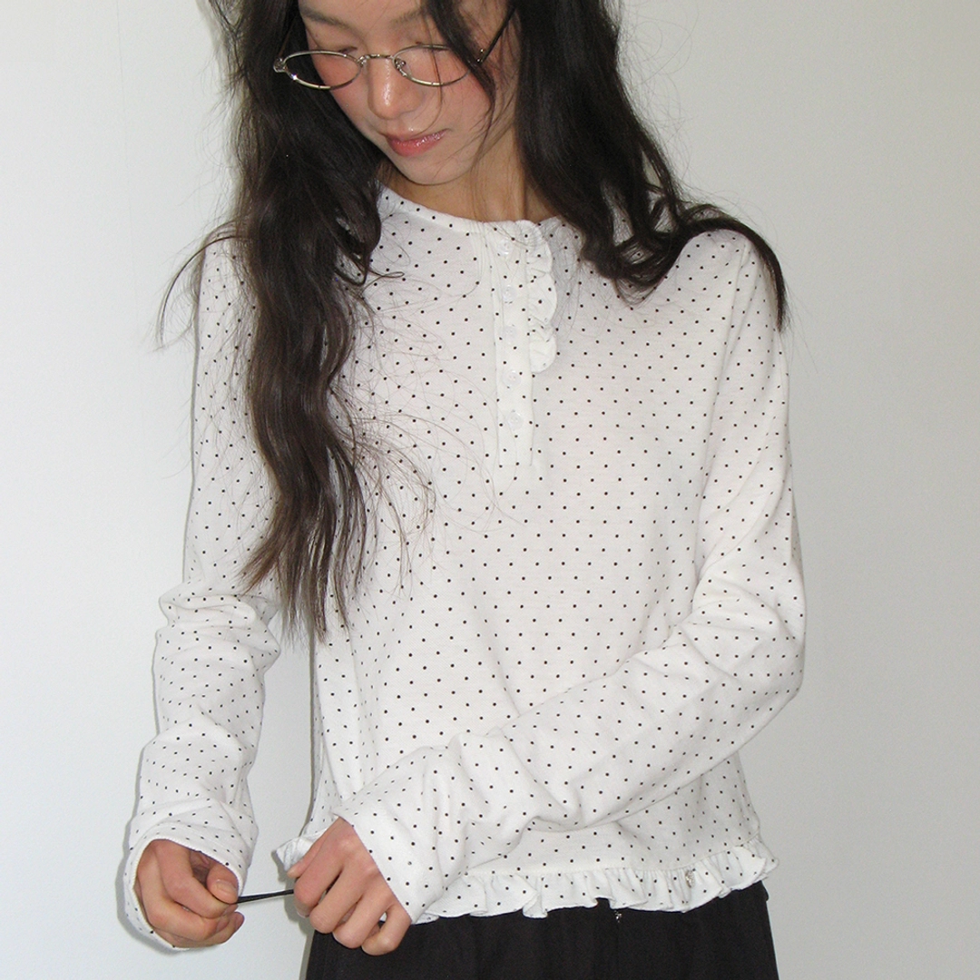 론론 DOT RUFFLE LONG SLEEVE T SHIRT WHITE 상품 이미지 2