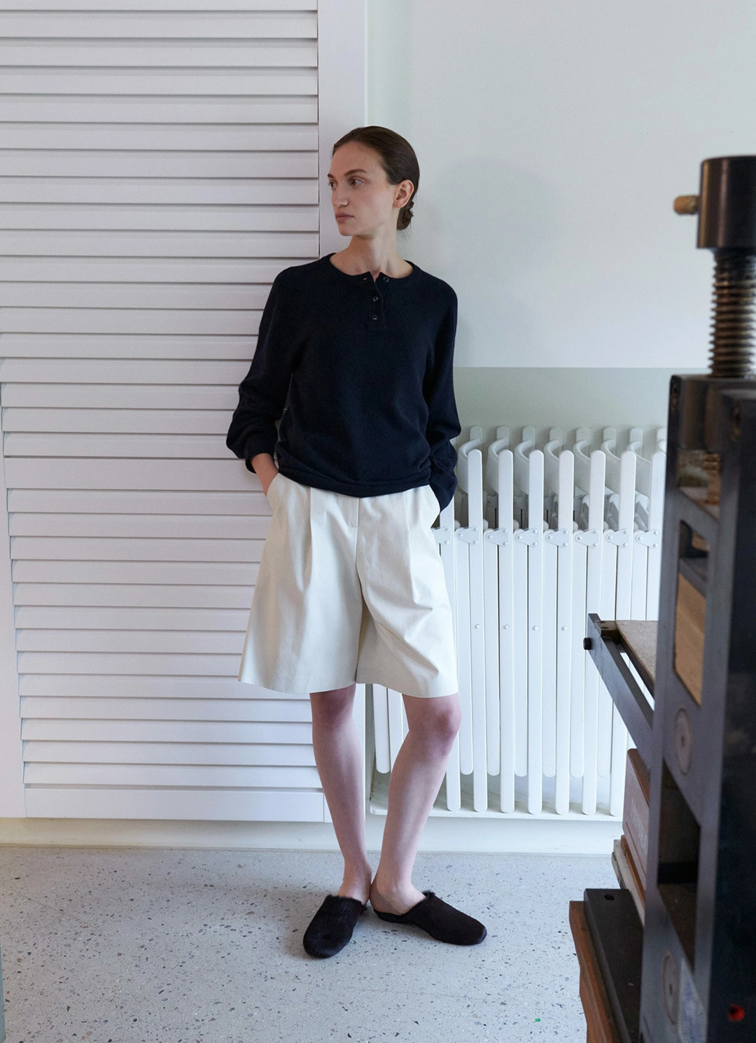 스텝어라운드 Front tuck bermuda cotton pants_CREAM 상품 이미지 2