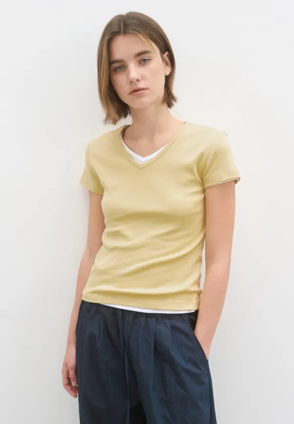 V-neck short sleeve t-shirt (yellow)