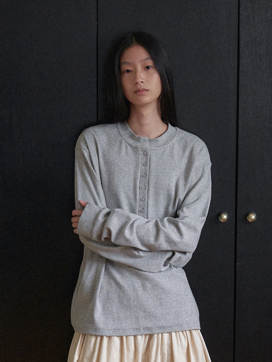 토콜 [26FW] Deep Button Top - Gray 상품 이미지 1