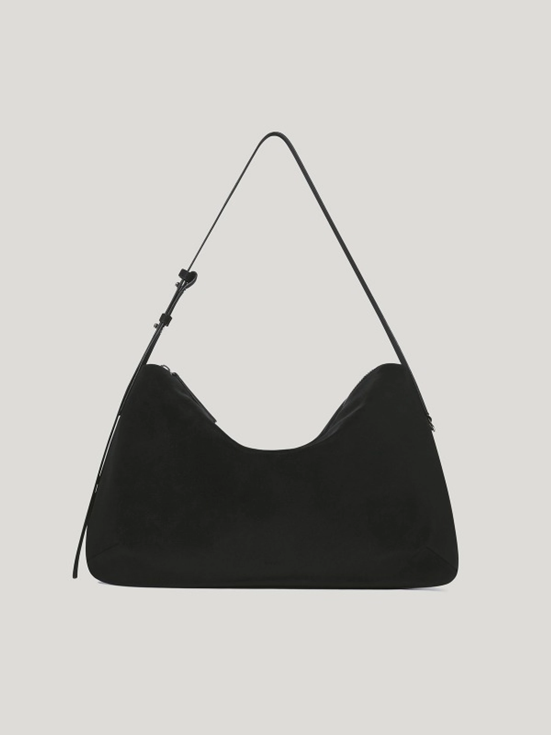 오브히 네사 호보백 Nessa Hobo Bag_Black 상품 이미지 3
