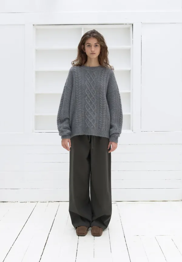 Fisherman cable sweater (gray)