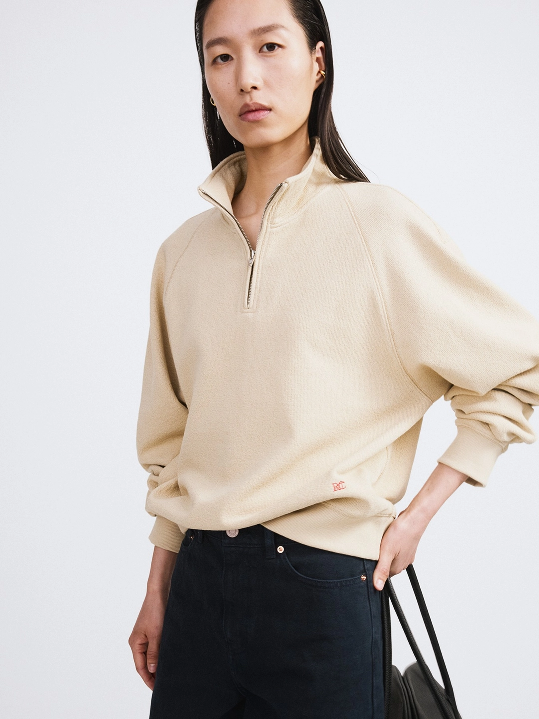 렉토 RC LOGO HALF-ZIP SWEATSHIRT (BEIGE) 상품 이미지 1