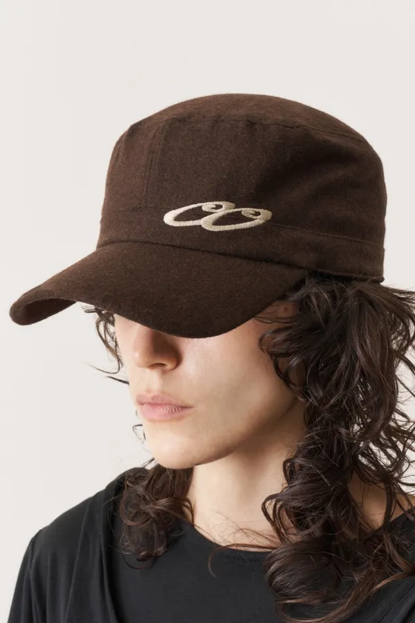 Wool \'O\' Cap, Jitter