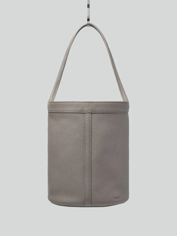 21 LEATHER BUCKET BAG SMALL (CINDER)
