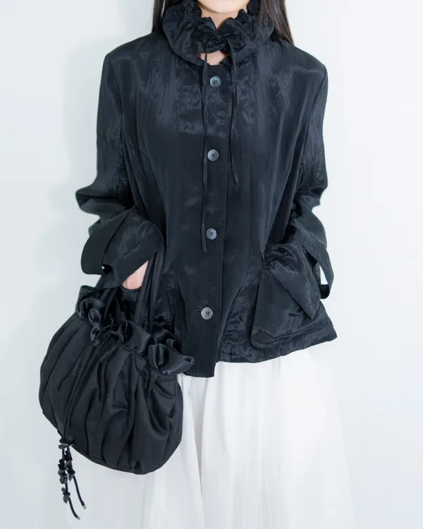 glossy cropped jacket (open, 6/4 순차 출고 예정)