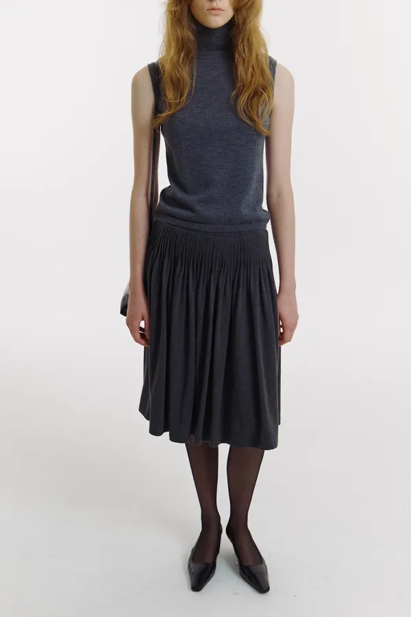 Pintuck Jersey Skirt in Charcoal (9/29일 예약배송)