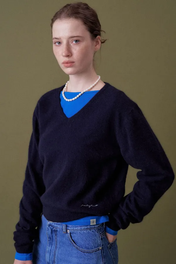 [10차_9/29예약배송]mond  raccoon v-neck knit_navy
