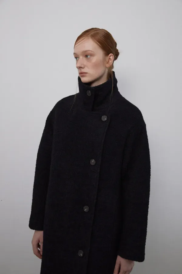 (시즌오프) Peanut Coat / Dark Navy