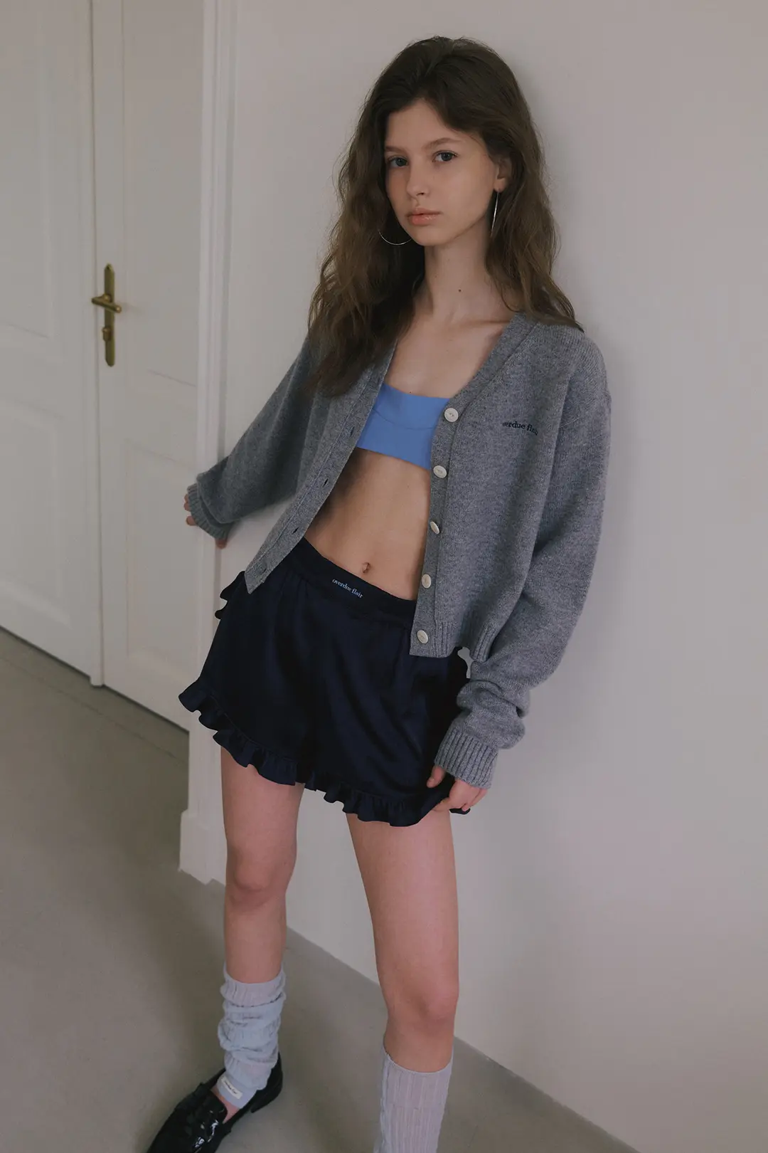 오버듀플레어 FRILL SATIN SHORTS_NAVY 상품 이미지 2