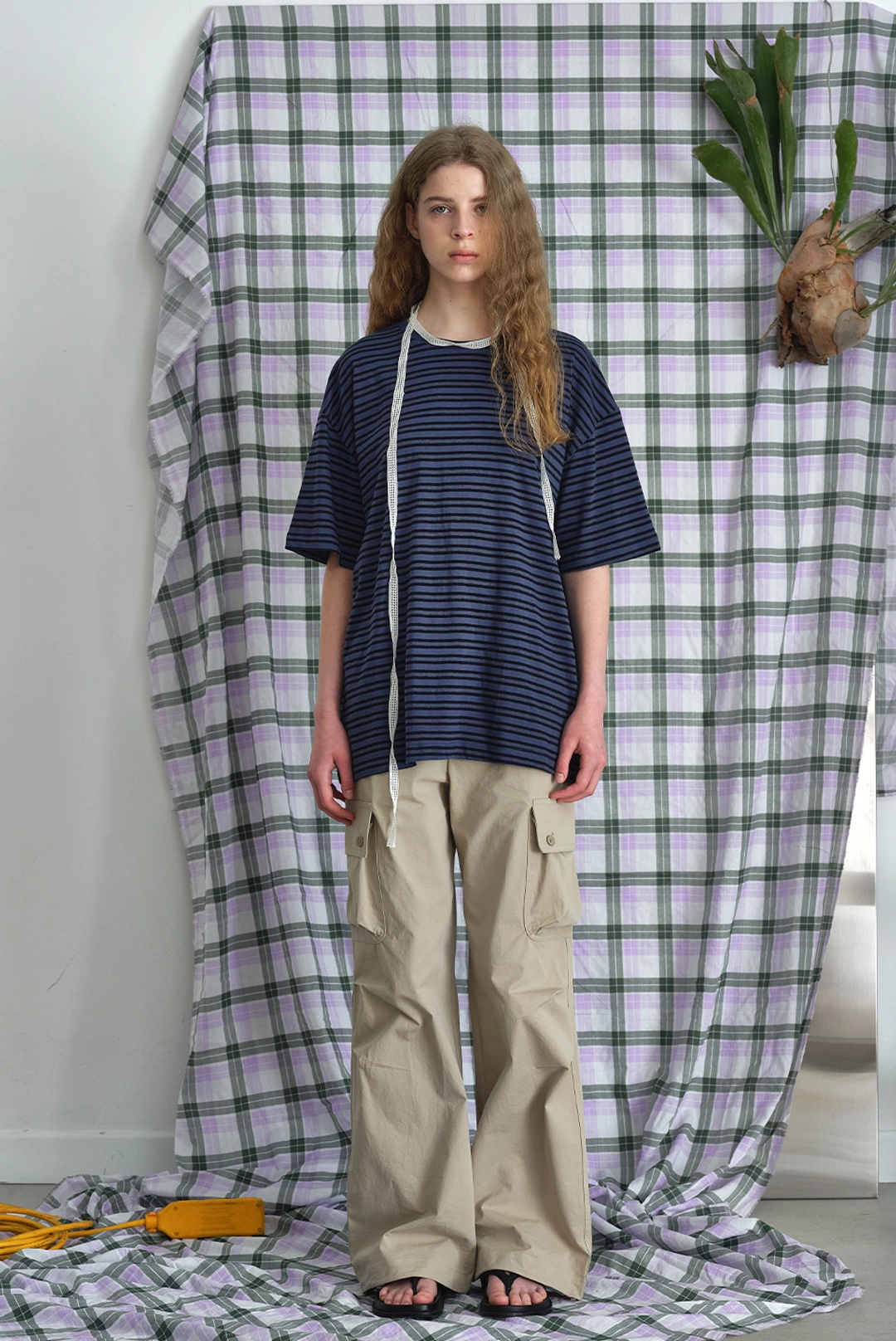브렌다 브렌든 baker loose tee - navy 상품 이미지 2