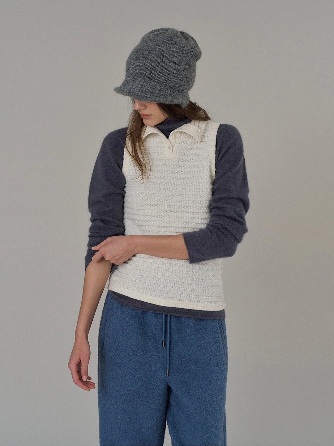 더릴 Winter Turtle Sleeveless T_Ivory 상품 이미지 1