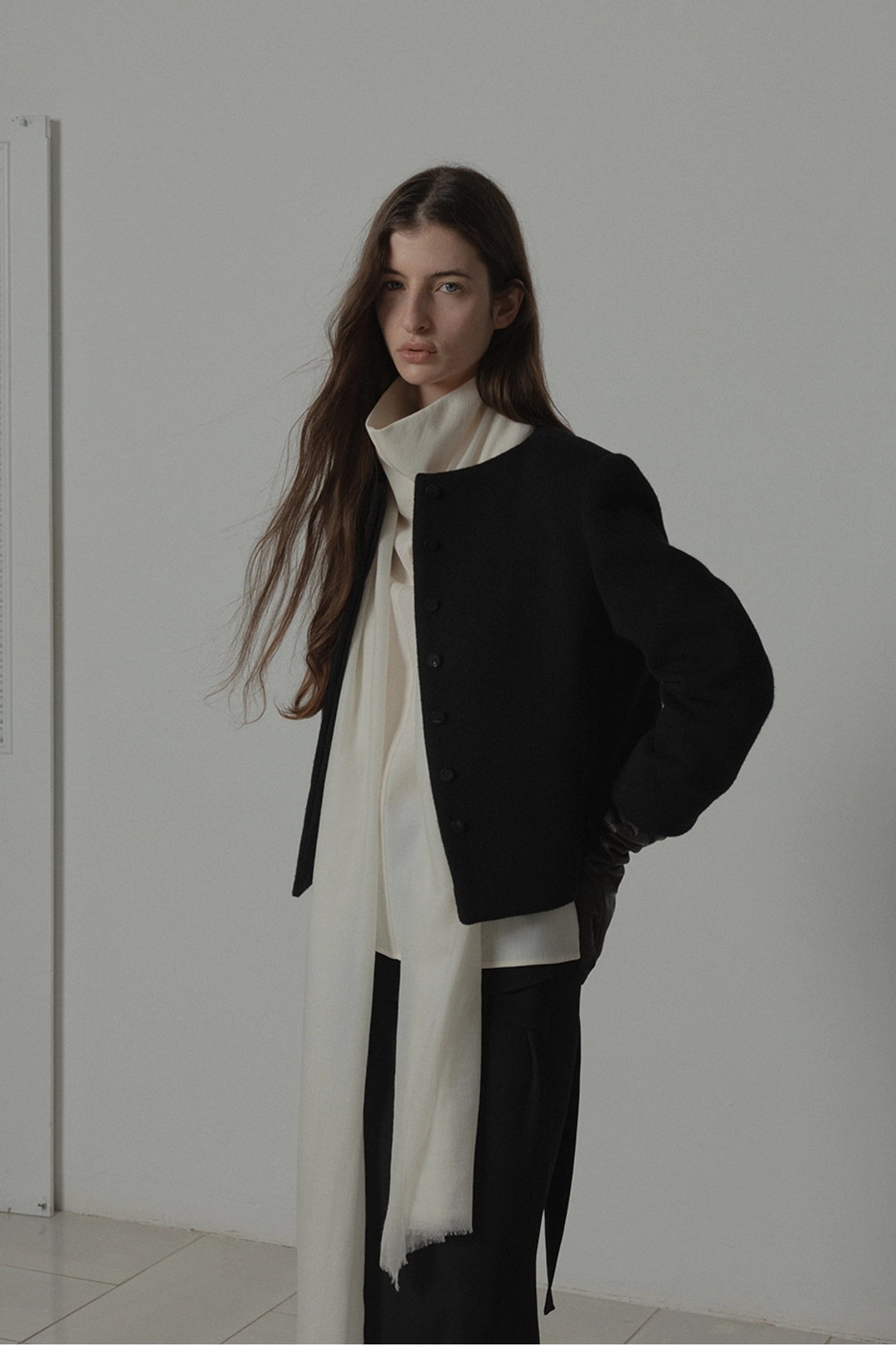 르917 PURE CASHMERE MUFFLER [IVORY] - LE17SEPTEMBRE 상품 이미지 2