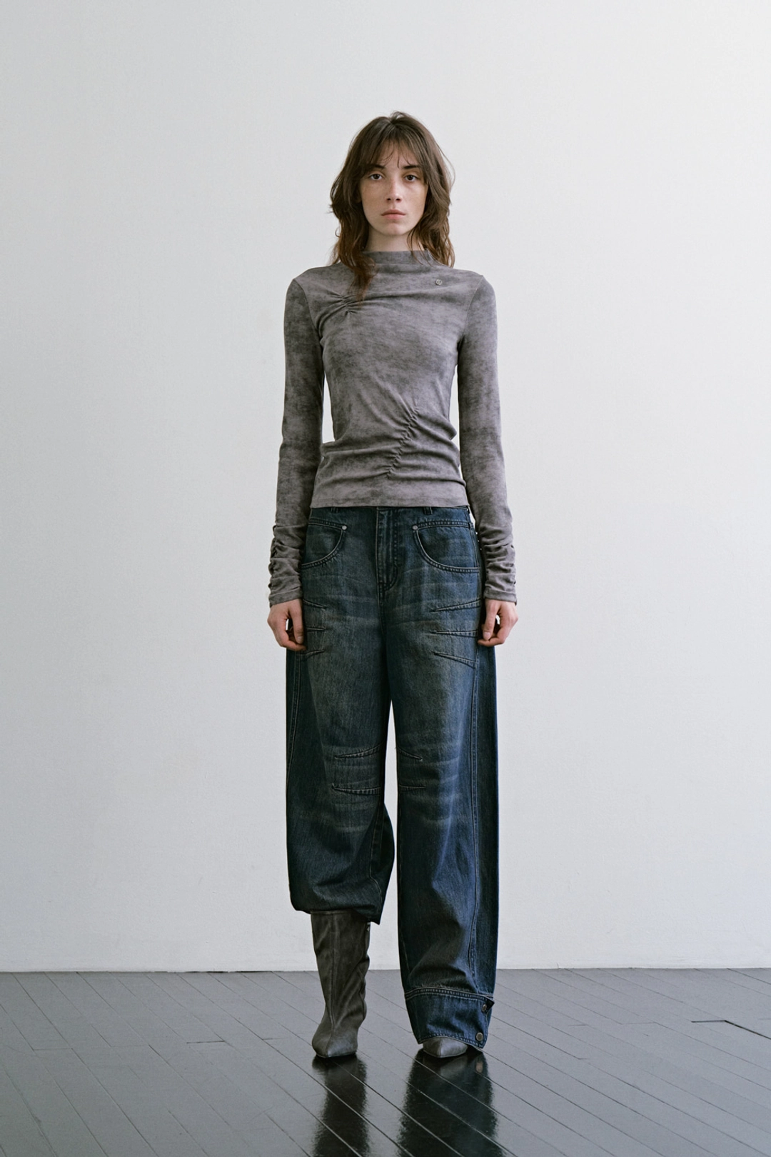 트리밍버드 Blurry Print Mock Neck Top [ Gray ] 상품 이미지 2