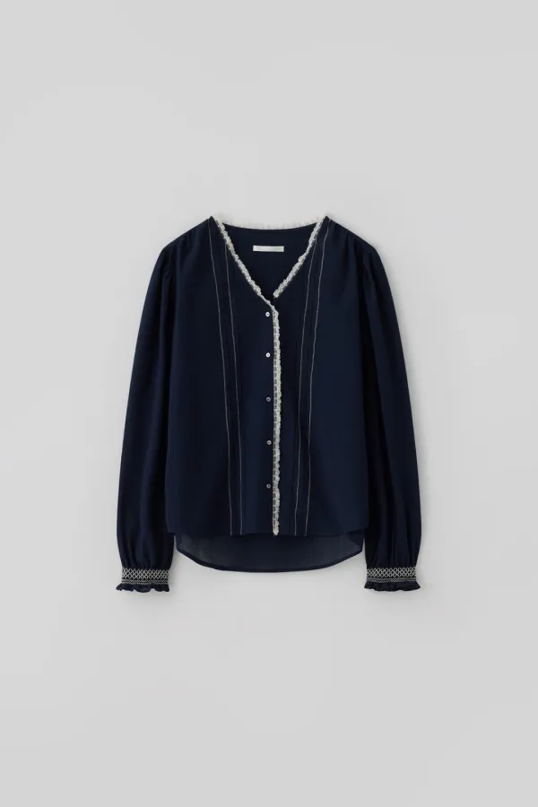 T/T Ethn lace blouse (navy)