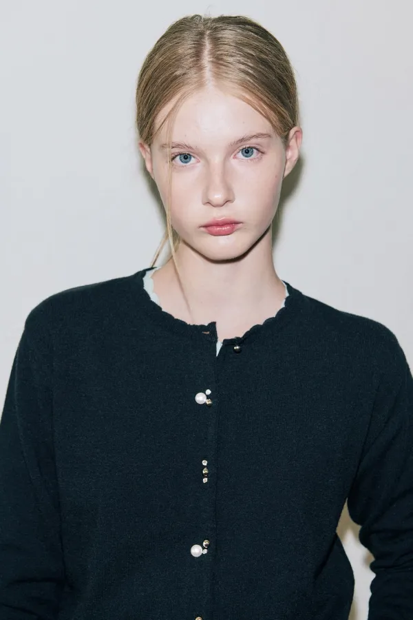 Silver Pebble Cardigan (Black)