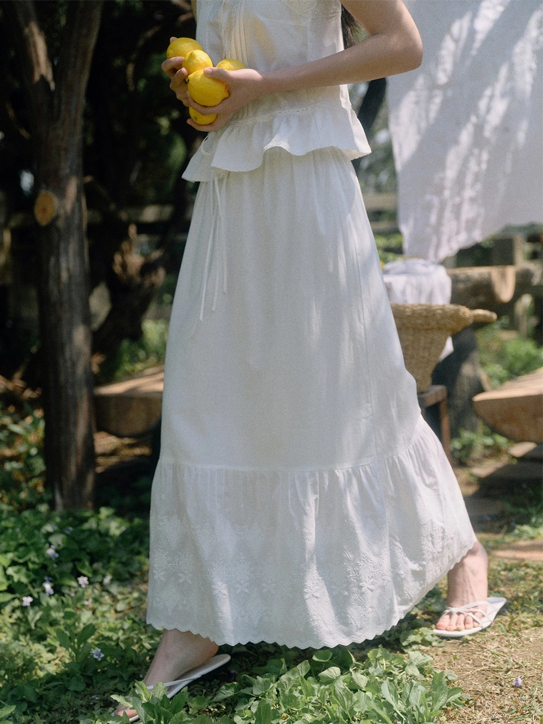 베이오드 Lace long skirt_white 상품 이미지 2