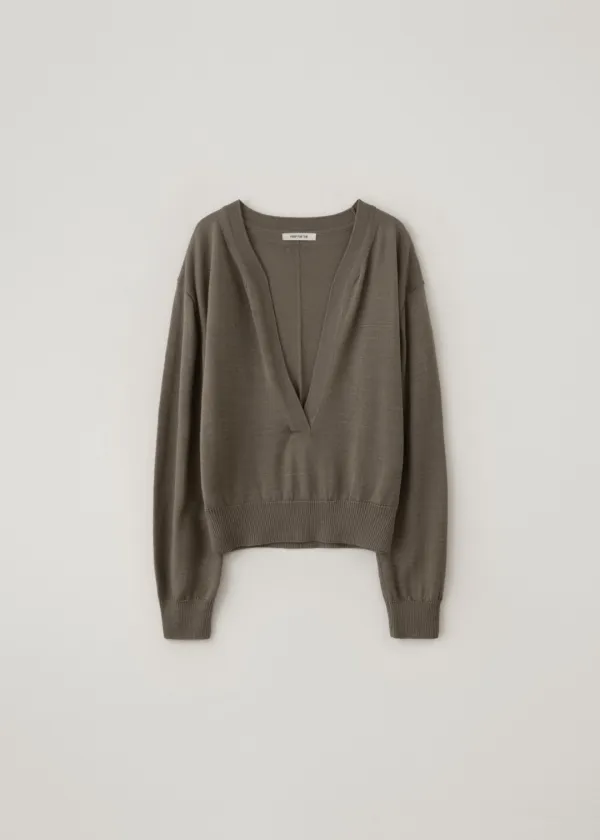 Bush deep V-neck knit (clay olive)