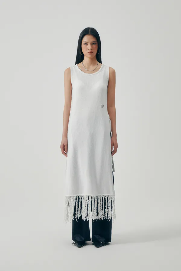 Fringe Flow Sleeveless Knit One-piece [ White ]