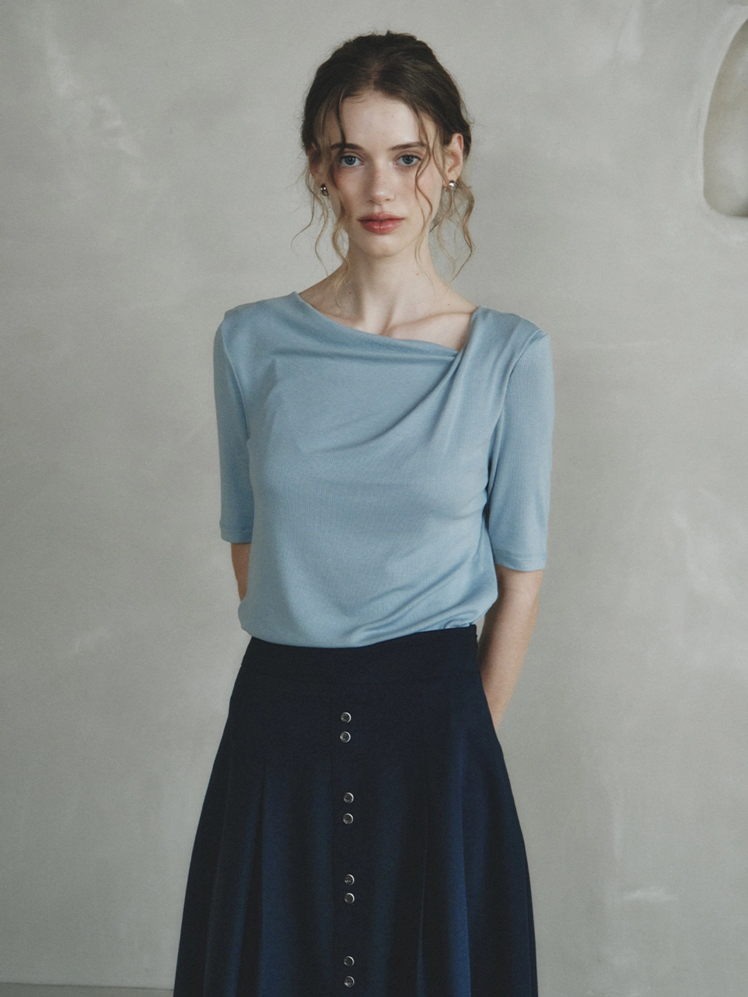 르니나 LOREN drape neck t-shirt_sky blue (6/2 예약배송) 상품 이미지 3